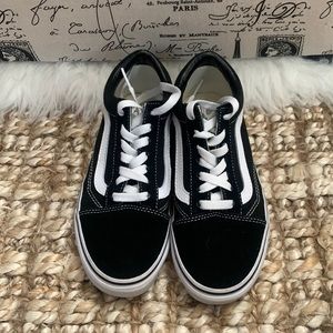Vans - Black Canvas